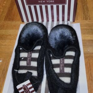 NEW Henri Bendel Cashmere slippers Size S/M